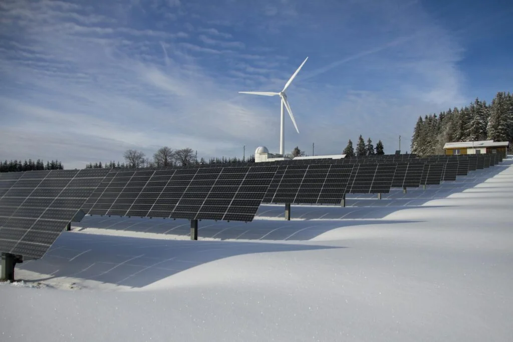 Wind Turbines vs. Solar Panels: Which Is Better?
